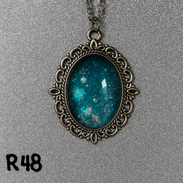 Icy Teal and Silver Beach Gradient Pendant in Ornate Frame R48