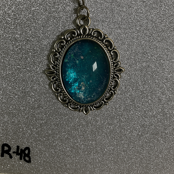 Icy Teal and Silver Beach Gradient Pendant in Ornate Frame R48