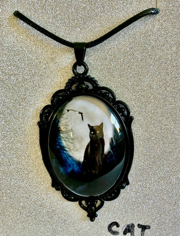 Mysterious Black Cat Pendant Necklace - Gothic Oval Cameo Jewelry