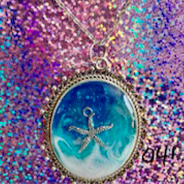 Ornate Starfish Ocean Resin Necklace (044)