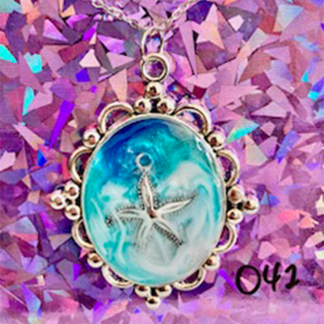 Seashore Bubble Star Resin Necklace (047)
